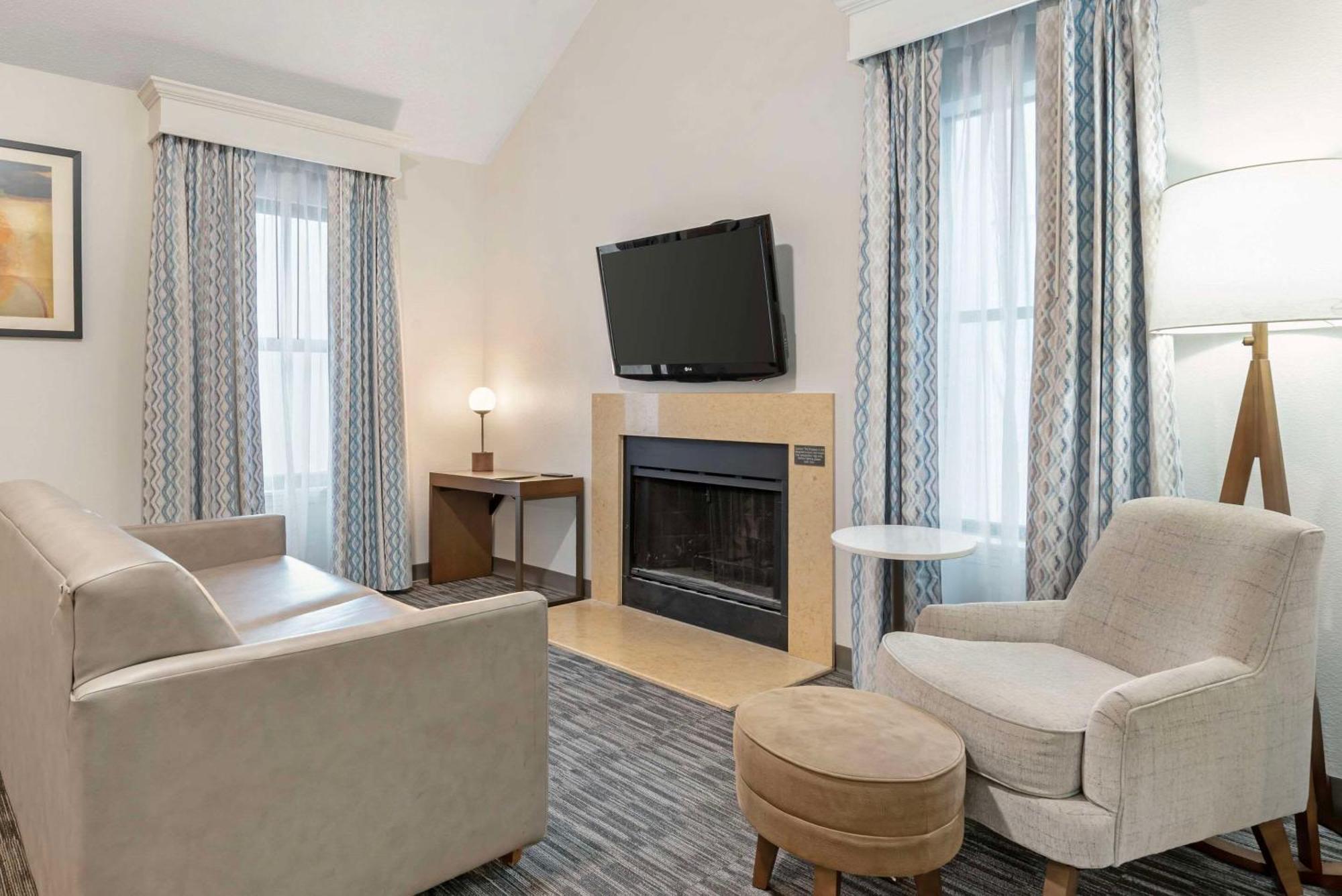 Mainstay Suites St Louis - Galleria Richmond Heights Eksteriør bilde