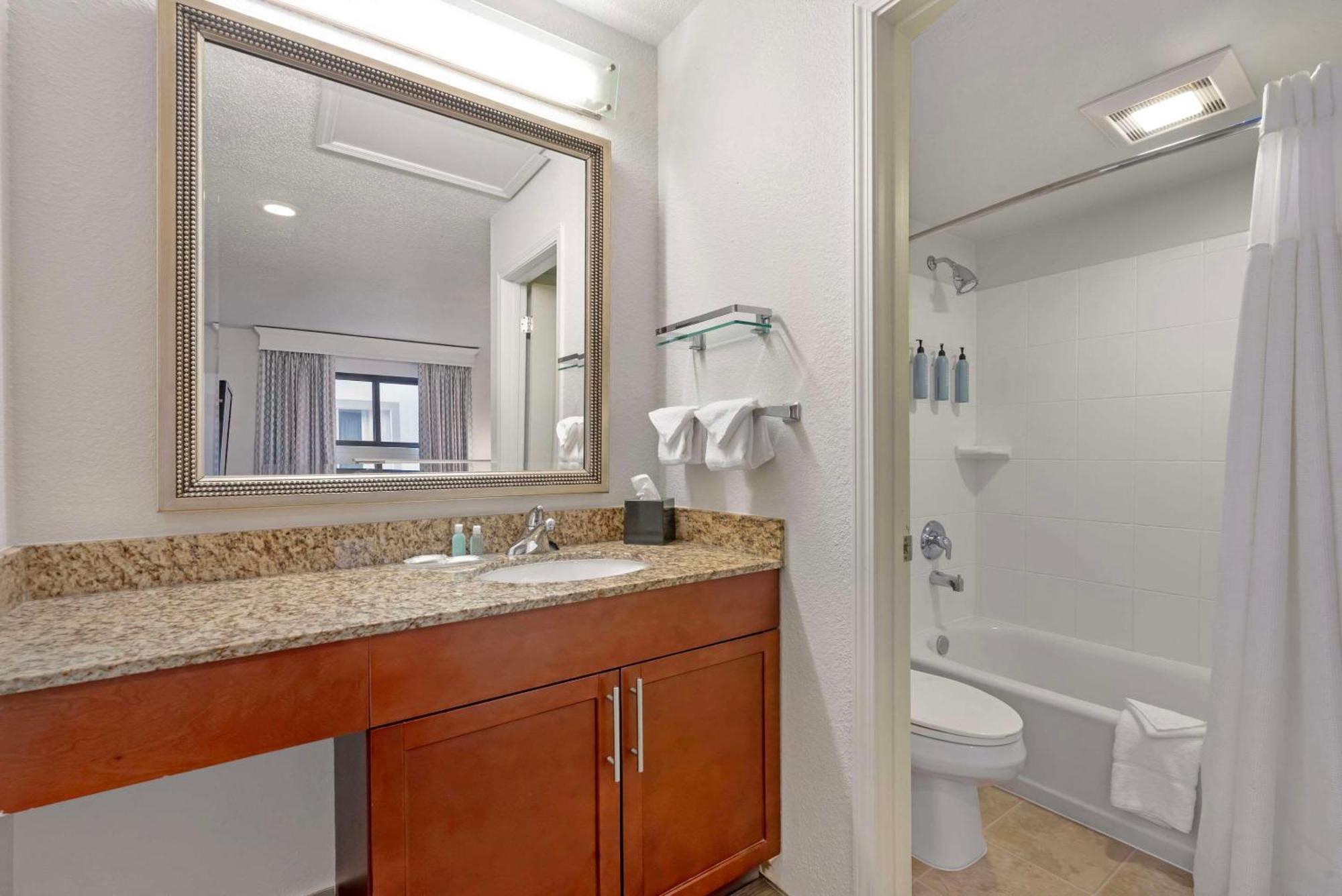 Mainstay Suites St Louis - Galleria Richmond Heights Eksteriør bilde