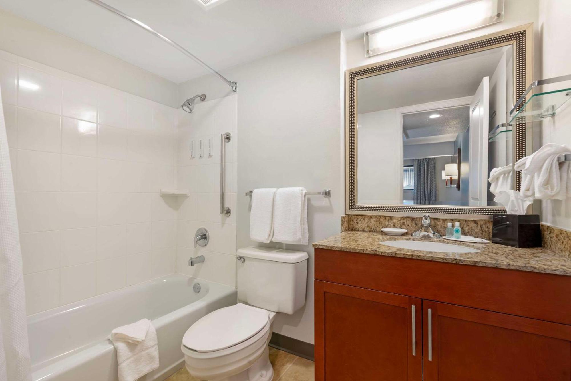 Mainstay Suites St Louis - Galleria Richmond Heights Eksteriør bilde