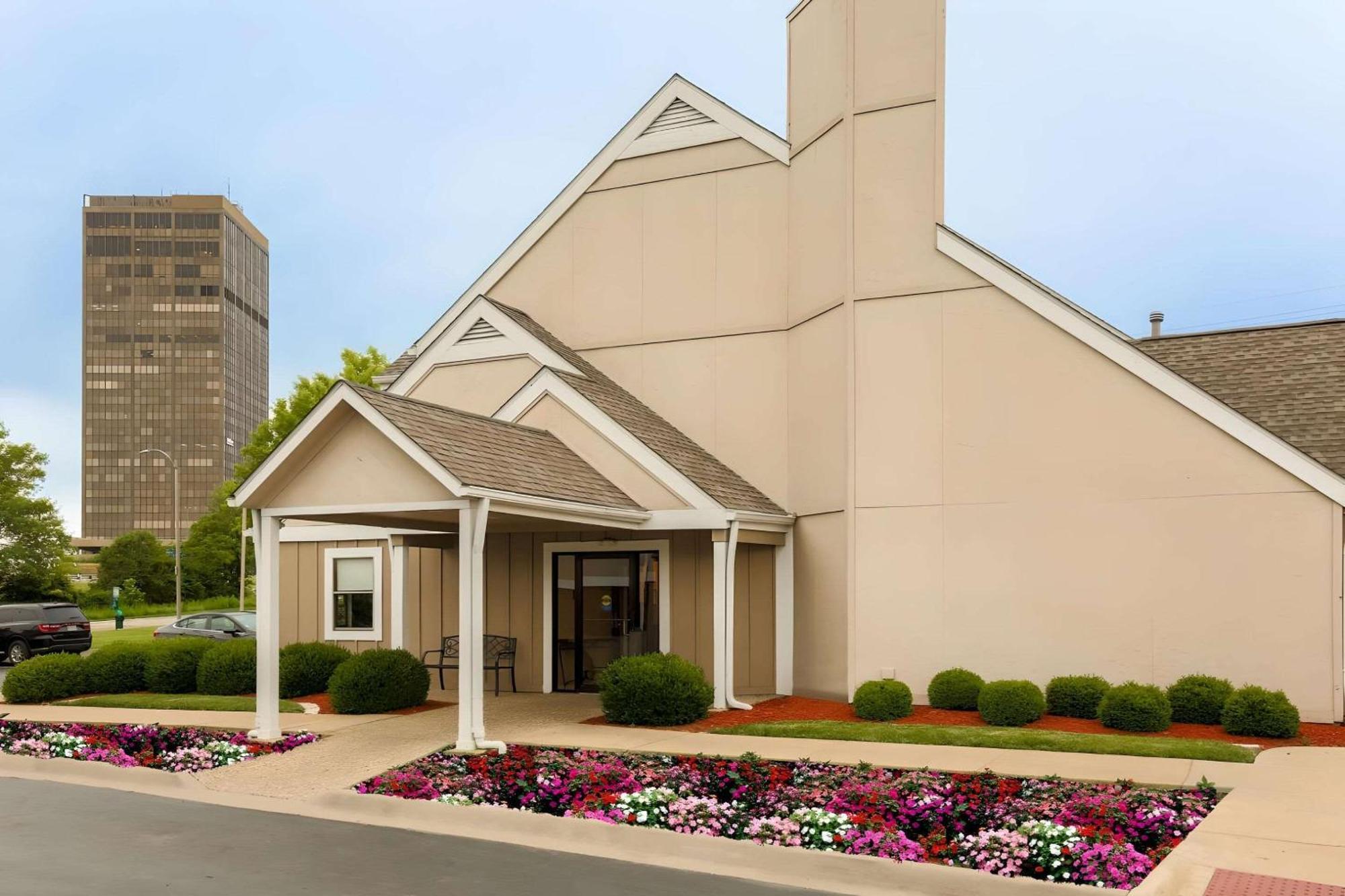 Mainstay Suites St Louis - Galleria Richmond Heights Eksteriør bilde